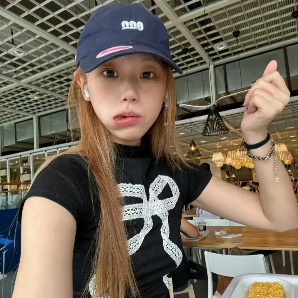 潜伏娇娃